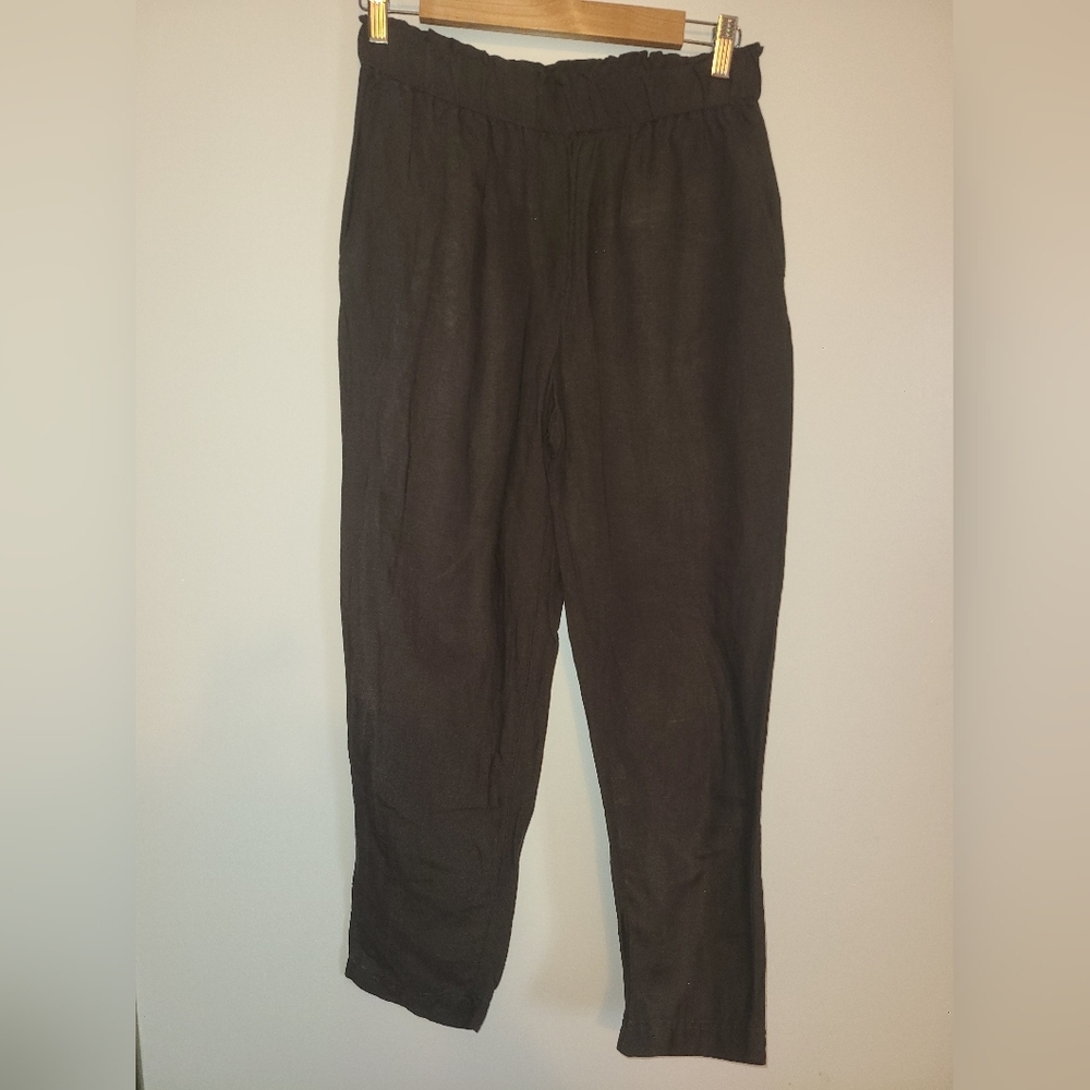 H&M Women’s Black High-Waisted Pants – Size 6